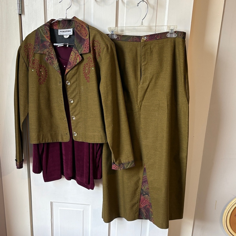 Vintage Starfire Paisley Skirt‎ Suit Set Size 12 Made in the USA